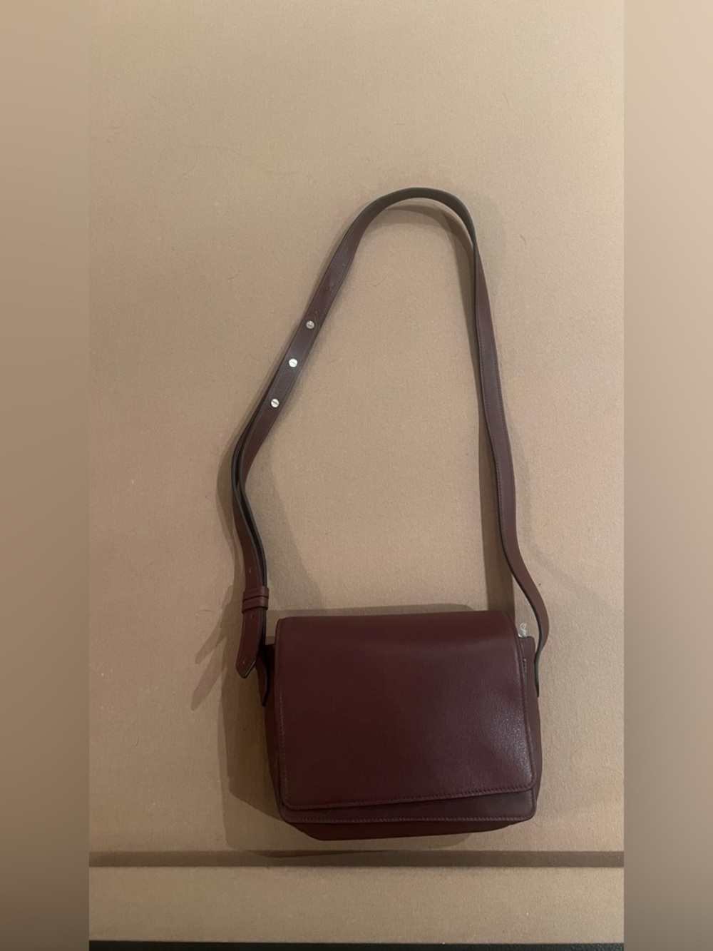 Leather leatherology Bag in Deep Burgundy - Everyday  Bag